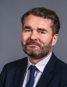 Gaétan de L’HERMITE : Compass Group